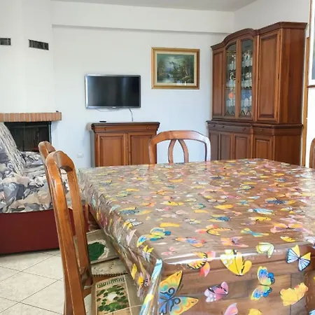 Appartement A Casa Di Ilaria à Venturina Terme Extérieur photo